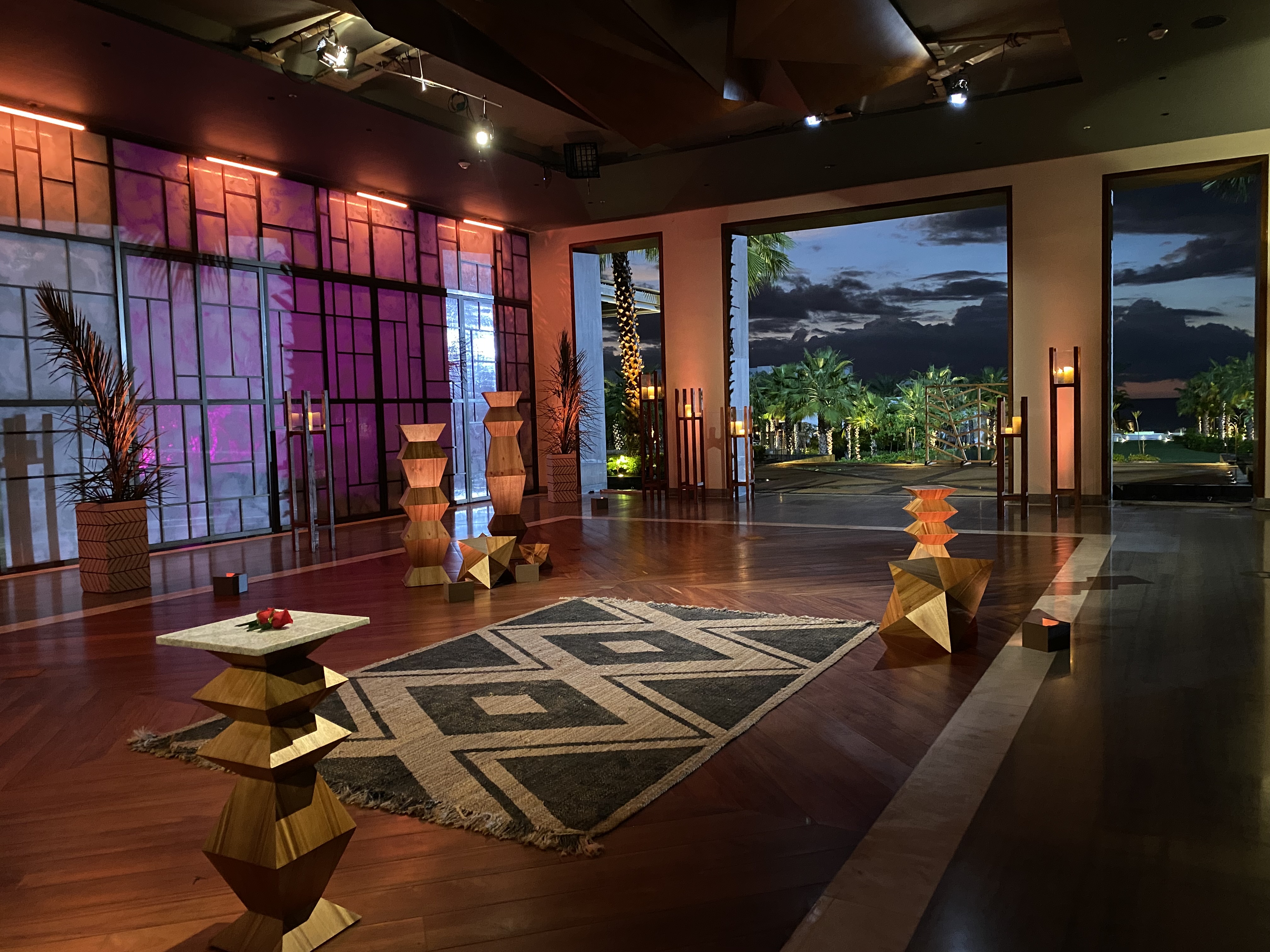 Modern venue lighting